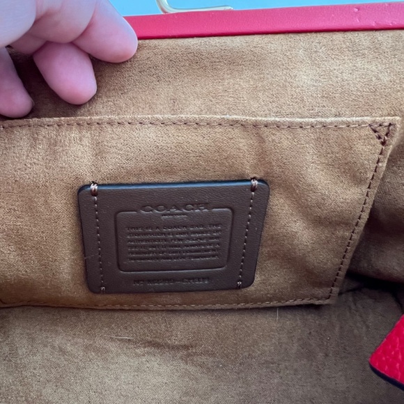 Coach purse - Picture 4 of 5